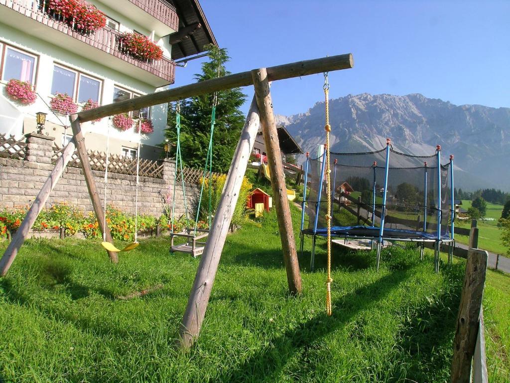 Tischlbergerhof 3*